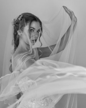 More frames from the most AMAZING day shooting for Becky&rsquo;s @rosebudmakeup first of many portfolio days, this time featuring gorgeous @wylielucia who looked just like a Disney princess

Her vision of &lsquo;Create your iconic bridal look in a da